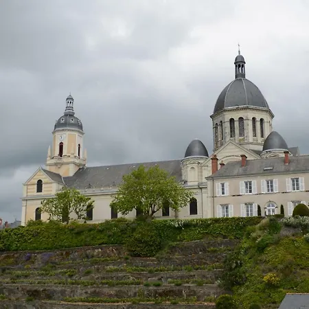 Palais L'encant Segre